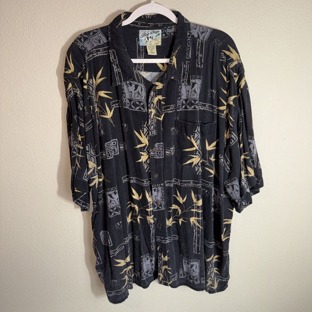 VTG Big Dogs Men’s Hawaiian Shirt Gray Floral